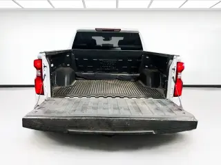 Chevrolet Silverado 1500 2023 4x4 Custom 4dr Crew Cab 5.8 ft. SB