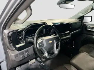 Chevrolet Silverado 1500 2023 4x4 LT 4dr Crew Cab 5.8 ft. SB w/1LT