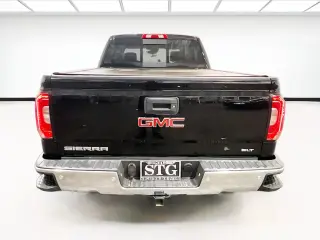 GMC Sierra 1500 2018 4x2 SLT 4dr Crew Cab 5.8 ft. SB