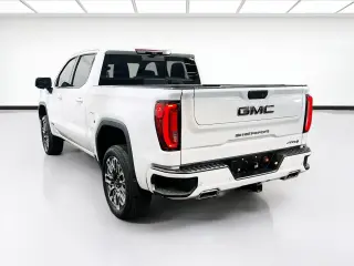 GMC Sierra 1500 2021 4x4 AT4 4dr Crew Cab 5.8 ft. SB