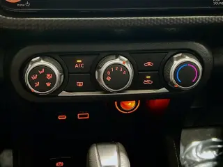 Nissan Kicks 2023 SV 4dr Crossover