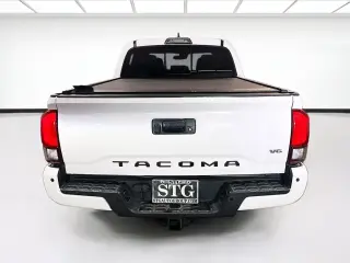 Toyota Tacoma 2018 4x2 TRD Off-Road 4dr Double Cab 5.0 ft SB
