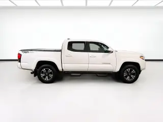 Toyota Tacoma 2018 4x2 TRD Sport 4dr Double Cab 5.0 ft SB
