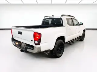 Toyota Tacoma 2022 4x2 TRD Off-Road 4dr Double Cab 5.0 ft SB