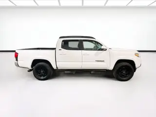 Toyota Tacoma 2022 4x2 TRD Off-Road 4dr Double Cab 5.0 ft SB