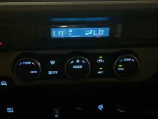 Toyota Tacoma 2022 4x4 TRD Off-Road 4dr Double Cab 5.0 ft SB 6A