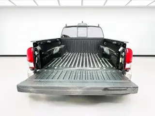 Toyota Tacoma 2022 4x2 SR5 4dr Double Cab 5.0 ft SB
