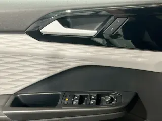 Volkswagen Taos 2024 S 4dr SUV