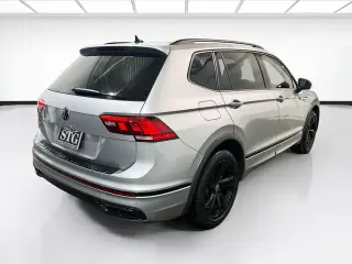 Volkswagen Tiguan 2023 SE R-Line Black 4dr SUV