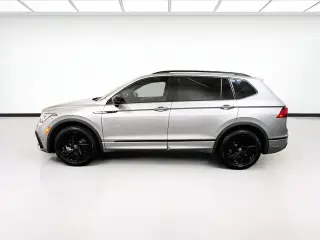 Volkswagen Tiguan 2023 SE R-Line Black 4dr SUV