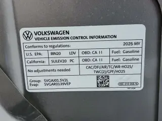 Volkswagen Taos 2025 SE 4dr SUV