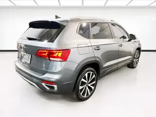 Volkswagen Taos 2022 SE 4dr SUV