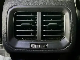 Volkswagen Taos 2022 SE 4dr SUV