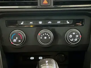 Volkswagen Taos 2022 SE 4dr SUV
