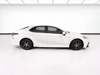 Toyota Camry 2024 SE 4dr Sedan