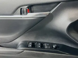 Toyota Camry 2020 SE 4dr Sedan