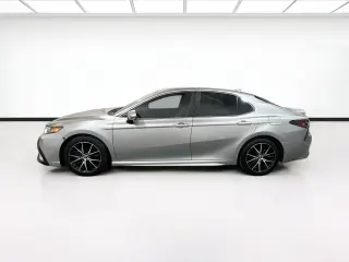 Toyota Camry 2021 SE 4dr Sedan