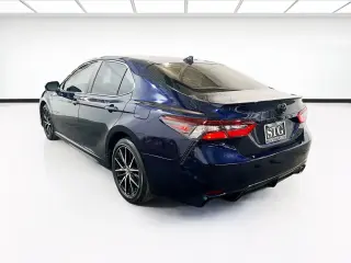 Toyota Camry 2021 SE 4dr Sedan