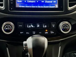 Honda CR-V 2016 AWD Touring 4dr SUV