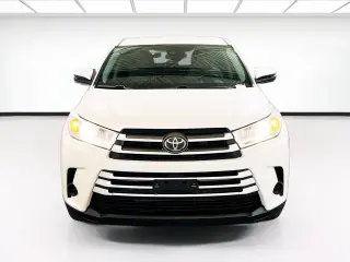 Toyota Highlander 2017 LE 4dr SUV (3.5L V6)