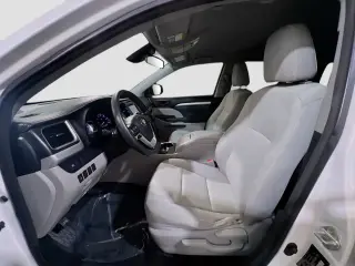 Toyota Highlander 2017 LE 4dr SUV (3.5L V6)