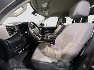 Toyota Tundra 2023 4x4 SR5 4dr Double Cab Pickup SB