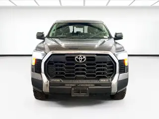 Toyota Tundra 2023 4x4 SR5 4dr Double Cab Pickup SB