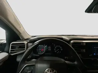 Toyota Tundra 2023 4x4 SR5 4dr Double Cab Pickup SB