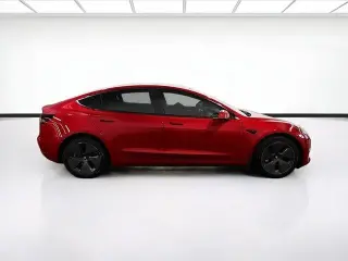 Tesla Model 3 2023 4dr Sedan