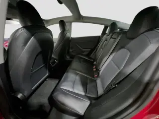 Tesla Model 3 2023 4dr Sedan