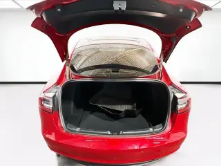 Tesla Model 3 2023 4dr Sedan