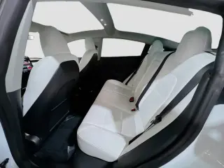 Tesla Model 3 2023 AWD Performance 4dr Sedan
