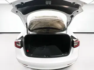 Tesla Model 3 2023 AWD Performance 4dr Sedan