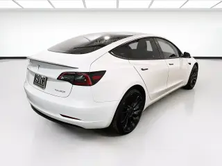 Tesla Model 3 2023 AWD Performance 4dr Sedan