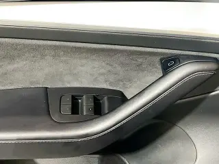 Tesla Model 3 2022 AWD Performance 4dr Sedan