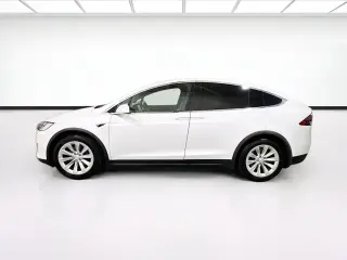 Tesla Model X 2020 AWD Long Range 4dr SUV