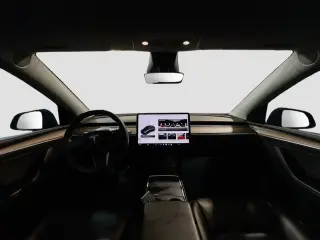 Tesla Model Y 2024 Long Range 4dr Crossover