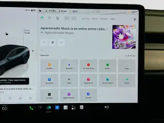 Tesla Model Y 2024 Long Range 4dr Crossover