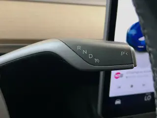 Tesla Model Y 2022 AWD Long Range 4dr Crossover