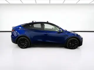 Tesla Model Y 2022 AWD Long Range 4dr Crossover