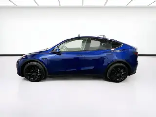 Tesla Model Y 2022 AWD Long Range 4dr Crossover