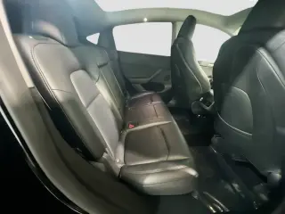 Tesla Model Y 2024 AWD Long Range 4dr Crossover