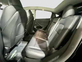 Tesla Model Y 2024 AWD Long Range 4dr Crossover