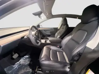 Tesla Model Y 2024 AWD Long Range 4dr Crossover