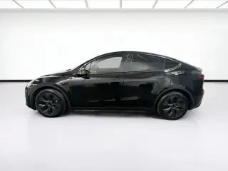 Tesla Model Y 2024 AWD Long Range 4dr Crossover