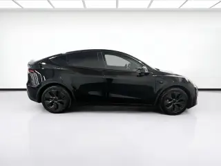 Tesla Model Y 2024 AWD Long Range 4dr Crossover