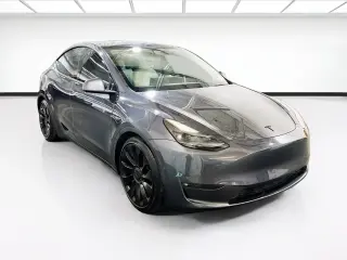 Tesla Model Y 2022 AWD Performance 4dr Crossover