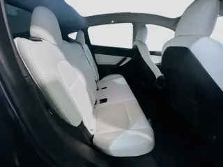 Tesla Model Y 2022 AWD Performance 4dr Crossover