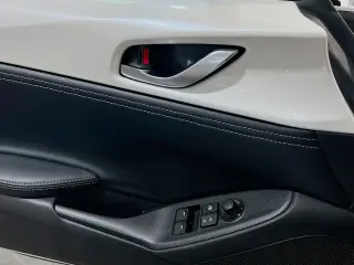 Mazda MX-5 Miata 2025 Club 2dr Convertible