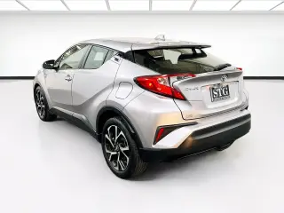 Toyota C-HR 2019 XLE 4dr Crossover